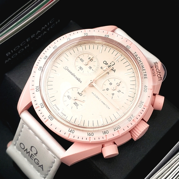 Swatch Moonswatch Venus - Picture 5 of 5